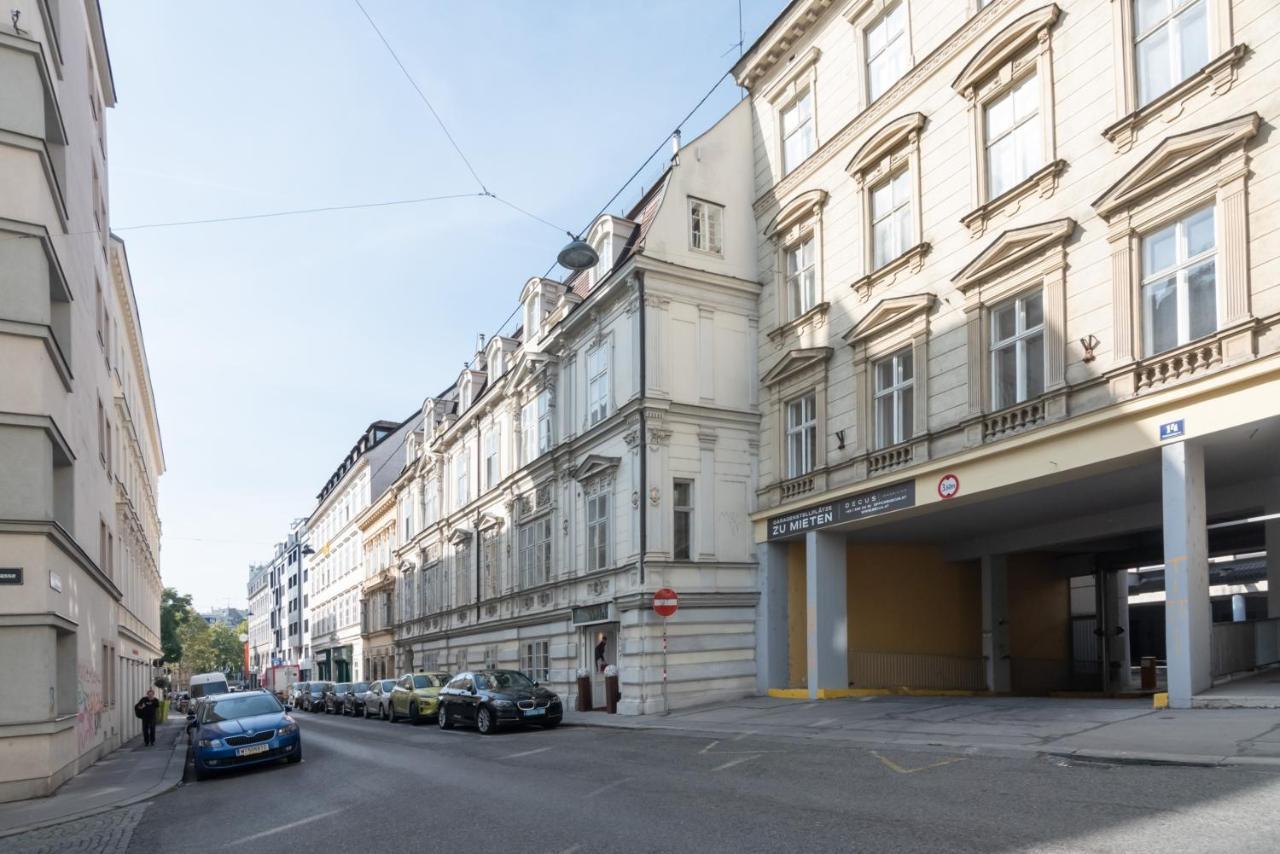 Immersed Into Vienna'S City Life And Yet A Retreat Exterior foto