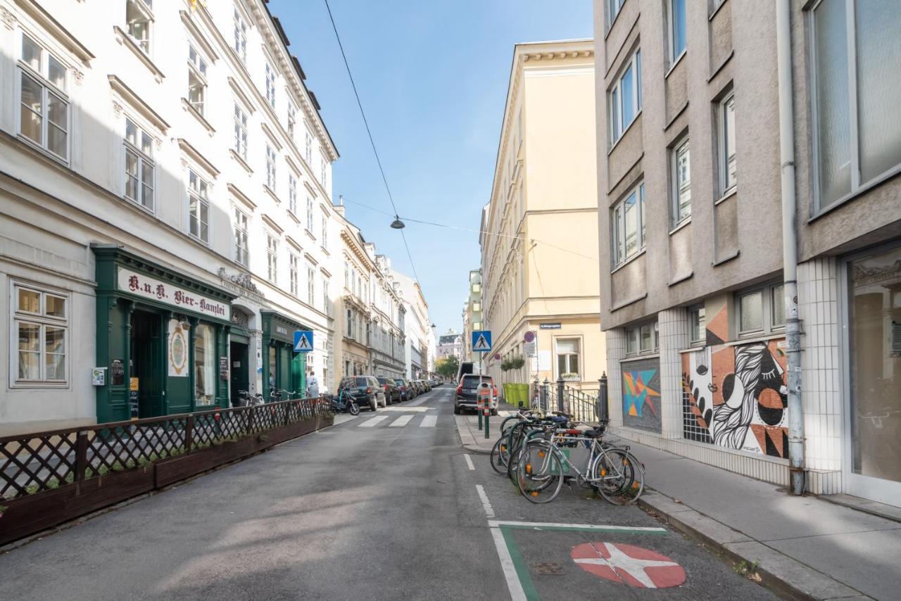 Immersed Into Vienna'S City Life And Yet A Retreat Exterior foto